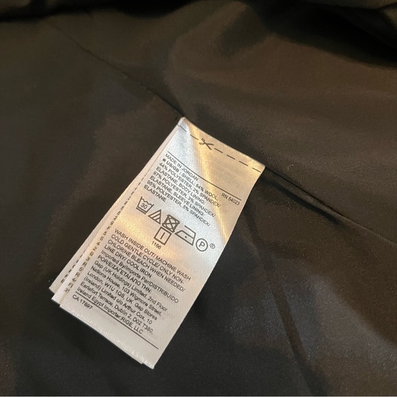 Banana Republic black long and lean blazer size 4 - Picture 7 of 9